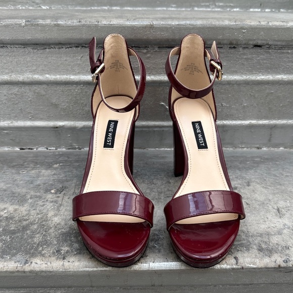 NINE WEST Dempsey 3 Platform Sandal Pumps in Patent Leather Red - Picture 10 of 15